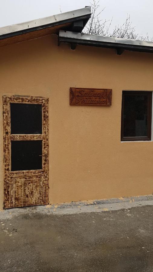 Riviera Valceana Bed & Breakfast Ramnicu Valcea Luaran gambar